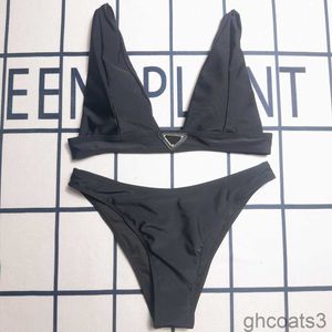 Tasarımcı Simem Suit Mayo Lüks Bikini Set Mayo Kadın Mektup Elmas Düz Renk Siyah ve Beyaz Yüksek Belli Bir Parçalı 3KCF