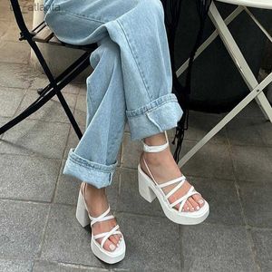 Scarpe eleganti 2023 estate spesse tacchi alti croce sandali da donna piattaforma sexy aperta romano de mujer h2404035nq7