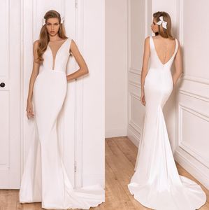 Mermaid Vintage Long Crepe Wedding Dresses Trumpet Ivory V-neck Zipper Back Sweep Train Vestidos De Novia Bridal Gowns for Women