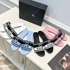 Designer summer slippers sandals channel luxury mule slippers sandals slide beach swimming pool Women wholesale gift flat shoes beach slippers