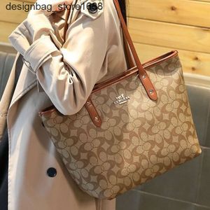 Shoulder Bag Designer American Classic Style Light Luxury Womens Tote 2024 New Versatile Large Capacity Shopping Commuting Shoulder