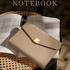 Notebooki A5 A6 PU ze skórą z piórem pudełko na notebook destyna