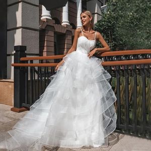 2024 Vestido de noiva elegante Spaghetti tiras de babados sem mangas Triered Tulle Bridal Bride Vestres Vestido de Novias Mariage