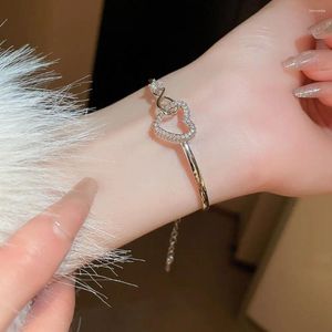 Bangle Korean Style Hollow Love Heart Cool Zircon Street Rhinestones Armband Copper Fashion Design Women