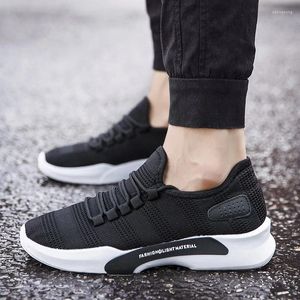 Scarpe da passeggio La maggior parte delle sneakers da uomo in stile outdoor, comode e atletiche per lo sport