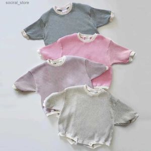 Rompers 2023 Ny baby Autumn Long Sleeve Bodysuit nyfödd spädbarn mjuk våffla bomull jumpsuit vintage pojke tjej småbarn casual kläder l240402