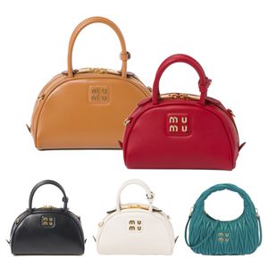 Mody męskie miui Wander Matelasse Cleo Bag For woman skórzane ramię torebka torebka luksusowa designerka crossbody torba lady hobo podróżna torebka pół księżyca różowe torby