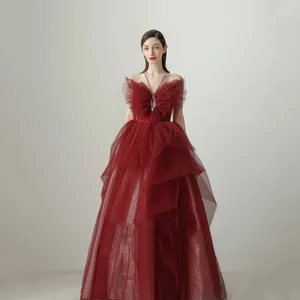 Sukienki z pasa startowego Wino Red Sexy Celebrity Tiulle kantar plisowany księżniczka Backless Women Eleganckie vintage wieczorowe imprezy balowe 2024