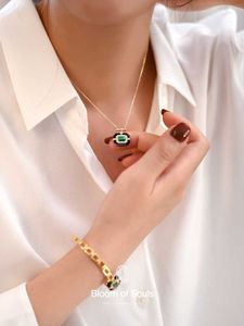 Design S925 Sterling Silver Necklace for Oasis Across the Shore Natural Malachite Black Agate Female French New Style