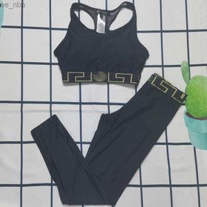 Leggings da yoga a vita alta e set di reggiseno sportivo-Design vuoto abbigliamento da palestra ad asciugatura rapida in dimensioni S-XL