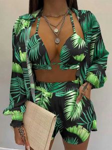 Kvinnors badkläder 2023 Nytt grönt tryck Hög midja Bikini Set Womens badkläder Sexig spet Three Piece badkläder Beach Suit J240403