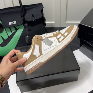 Skor låg sport casual brädskor för män kvinnor snörning läder modedesigner ben sneakers svart vit utomhus platta-forme