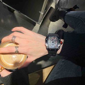 럭셔리 남성 역학 시계 Richa M 손목 시계 남성 비즈니스 패션 와인 배럴 완전 자동 기계 시계 투명 중공 yalj