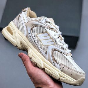 530 RETRO Running Shoes Mesh Suede Mulher Men Men Sports Treinadores Casual Weat Sneakers Running