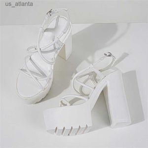 Klädskor stor storlek 34-43 sommar mode sexig smal band chunky hög klackar plattform sandaler kvinnor spänne rem goth h240403mx6n