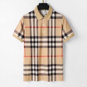 2024 neuer Designer Classic Plaid Herren Business Casual T-Shirt Polo Women's Modetend Plaid Stripe Polo Kleidung M-3xl