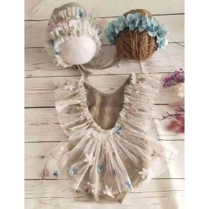 Photography 4Pcs Newborn Photography Props Suit Lace Romper Hat Pillow Headband Set Knit Outfits Clothing Infants Shooting Photo Gifts