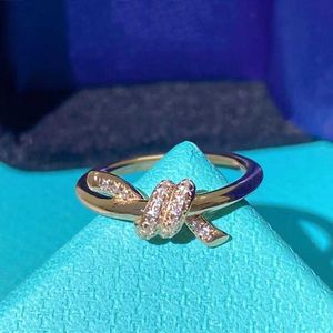 Brand Charm Tff S925 Srebrny węzeł Ring 18K Rose Gold Love Plered Pierścień Pierścień Walentynki Prezent