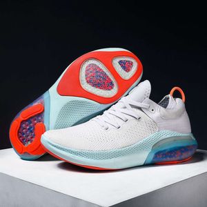 Nova versão coreana Sapatos de malha da moda para esportes de primavera e verão e tênis de corrida de lazer