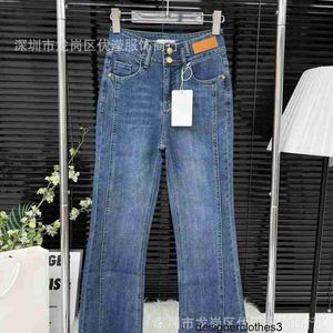 Designerin South Oil High End Damen 2024 Spring Neue Doppelbuastete hohe Taille Slimming Vielseitige Mode Schlanke Split Soft Jeans R9m8