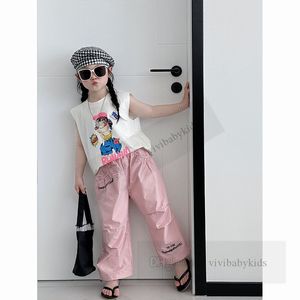 Summer Girls Cartoon T-shirt Impred-shirt Kids Solteness Tees Tops Crianças Carta Bordado Pink Cargo Troushers Z7498