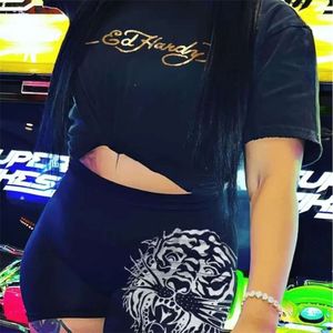 New Women's Short Sleeved Shorts Set Fashion And Leisure Trend Printed Spicy Girl With Open Navel