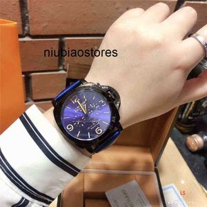 Mens Watch Designer Designer Полная функция роскошная мода Business Leather Cteamy Classic PCE9