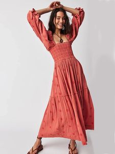 GypsyLady Blumenstickerei Maxikleid Frühling Herbst Langarm Lose Boho Damen Rüschen Lässige Urlaubsgestufte Damenkleider 240320