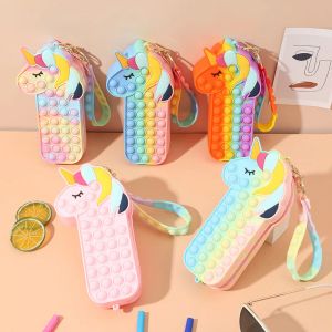 Väskor Unicorn Tryck på sin bubbla blyertsfodral Antistress Pops fidget Toy Bag Barn Stress Reliever Squeeze Toys Soft Squishy Kids Gifts