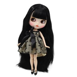 Icy DBS Blyth Doll Vit hud Joint Body Black Straight Hair Matte Face With Eyebrows Lip Gloss BL117 240403