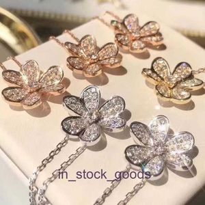 High end designer necklace vanclef Clover Necklace 925 Sterling Silver Plated 18K gold diamond inlaid clover Pendant with three petal full of diamond clavicle chain