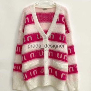 Kvinnors tröjor Designer 2024 Autumn/Winter New Mohair Cardigan Coat Sticked tröja Löst och lat stil A-J89938