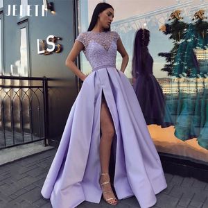 Party Dresses Jeheth Dubai Arabic Lavender Satin Prom med slitsar Pearl Elegant Long Evening Boho Women 2024 Special Endan Downs