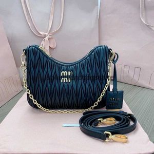 Cross Body Miaos Новый универсальный и модный пригородный пакет на плечах легкие роскошные сумочка Crossbody Candy для женщин H240409