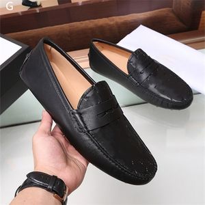 المصممون G الإيطاليون الرجال اللباس أحذية 2023 Oxford Genuine Leather Moccasins Men Designer Laiders Shoes Men الكلاسيكية عالية الجودة مكتب مكتب الزفاف الحجم 38-46