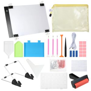 Tabletten 133 Stücke DIY Diamonds Malereiwerkzeuge und Accessoires Kits mit A4 -Leichtkasten Multisize Diamond -Stift -Tablett -Kits verfolgen