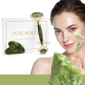 Massageboenar Rocks Jade Roller och Gua Sha Set Natural Stone Massage Roller Scraping Board Face Massager Lyftverktyg med presentförpackning Skinvårdsverktyg 240403