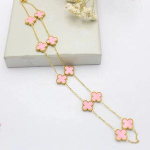 Классическая модная подвесная ожерелье для женщин Элегантное четыре листового подвесного ожерелья 18 тыс.
