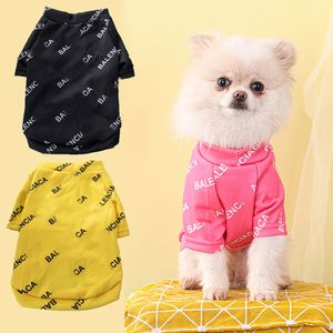 Fadou Dog Clothes Luxury Pet Clothing Fashion Märke Corgi Schnauzer Shirts Spring and Autumn Dog Supplies T Shirts CSD2404034-8 Sumsum