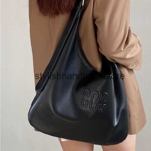 Umhängetaschen Mbti Fasion Handtasche Damen Luxus weich schwarz alle ma seelenbeutel großer Kapazität PU -Anführer Freizeitstasche und H240403