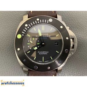 Designer Watchuhren für Herren Mechanische automatische Sapphire Mirror 47mm 13mm Gummi -Uhrband -Sportgelenkwachen Automatische Bewegung Watch Weng