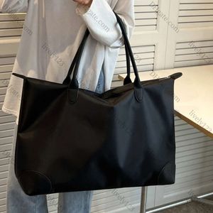 2023 Top -Marken -Reisetaschen für Frauen Hochwertige Nylon -Handtasche Wochenend -Reisetasche großer Kapazität wasserdichtes Gepäckbeutel