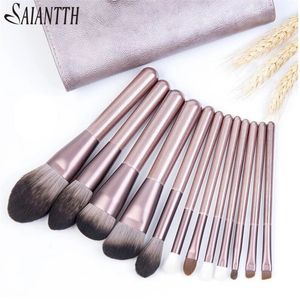 Saiantth 12pcs Üzüm Makyaj Fırçaları Set Mikrokristal İpek İpek Kozmetik Çantası Temel Kapatıcı Allık Gölgelendirme Göz Farı Güzellik 240403