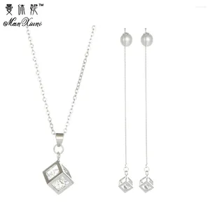 Halskette Ohrringe Set 2024 Trendy Weißgold Würfel Kristall und Perle Für Frauen Kubikzircon Simulierter Schmuck