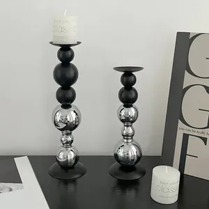 Titulares de vela Antecedentes de aço inoxidável Nórdicos Acessórios para decoração de casa Metal Metal Metal Candlestick Modern Art Sala de estar enfeites