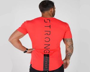 Casual Cotton Print T Shirt Men Gyms Fitness Krótki rękaw Tshirt męski kulturystyka trening TEE TOES Summer New Ubrania odzież Y1532364