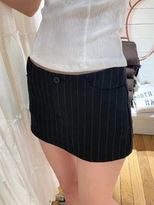 Skirts Vintage Stripes Straight Mini Skirt For Women 2024 Summer Ladies Sexy Pockets Short Female Sweet Black