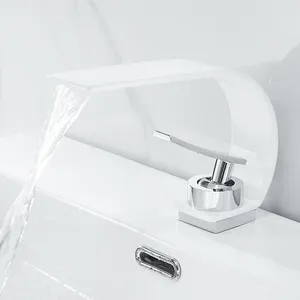 Zlew łazienki krany gentlefany nowoczesny unikalny design biały kran wodospadu Wysoka jakość masywna mikser w szafce wodnej nr 123