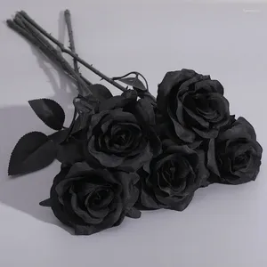 Fiori decorativi simulano bouquet rosa nera puro per Halloween horror in stile gotico in stile scuro decorato con finto