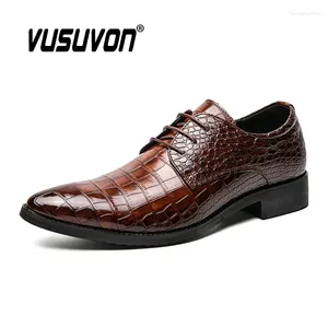 Casual Shoes Men äkta läderlägenheter Business Dress Bankett Suit Brand Brogue Wedding Oxford Black 2024 Fashion Loafers